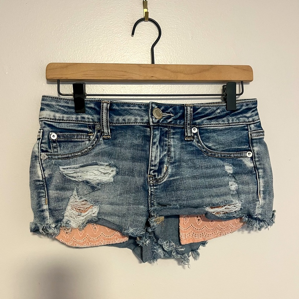 AE American Eagle Outfitters shortie super stretch woman’s jean shorts sz 4